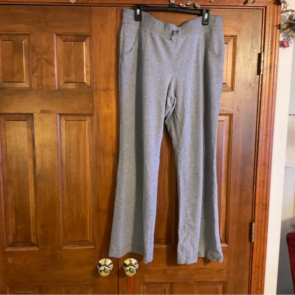 Tek Gear ladies sweat pants, like new,XL.